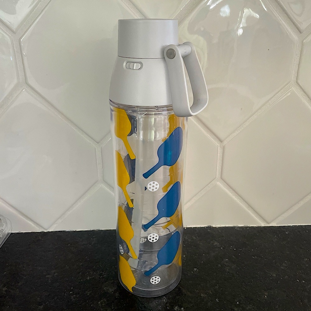 Tervis 24oz Paddle Pattern Venture Lite Water Bottle
